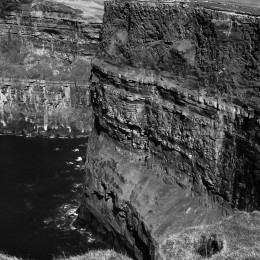 Estructura geol&oacute;gica de los Acantilados de Moher en Irlanda.