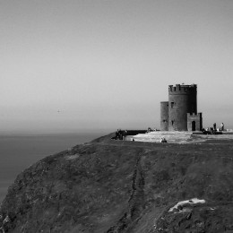 Torre O'Brien. Acantilados de Moher en Irlanda