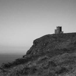 Torre O'Brien. Acantilados de Moher en Irlanda