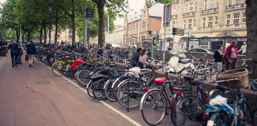 Las bicicletas, medio de transporte por excelencia en Amsterdam